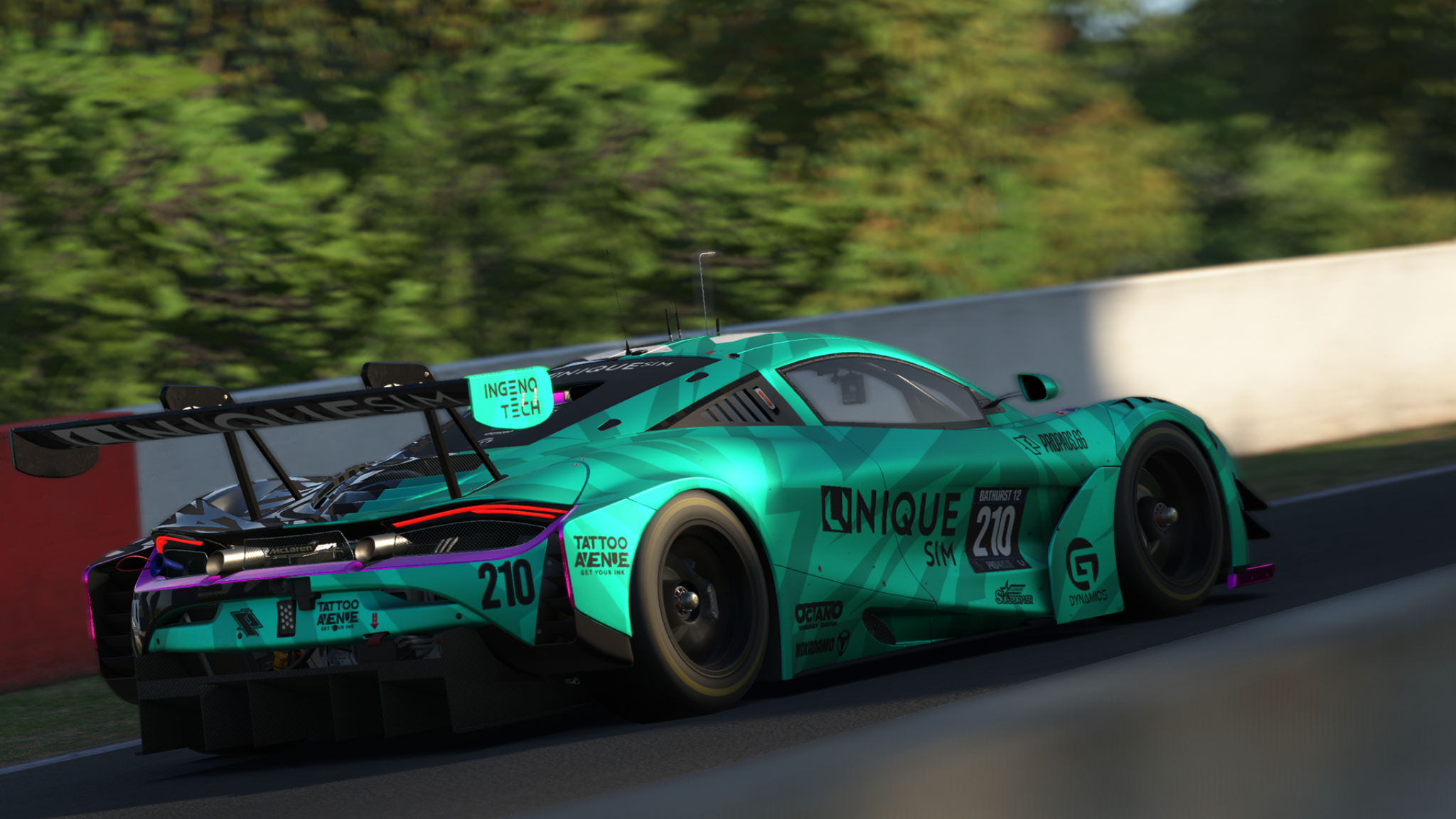 Custom UNIQUE-SKINS livery on McLaren race car